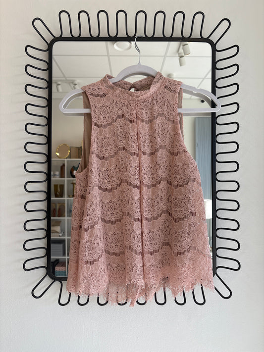 Blush Lace Top (Size M)
