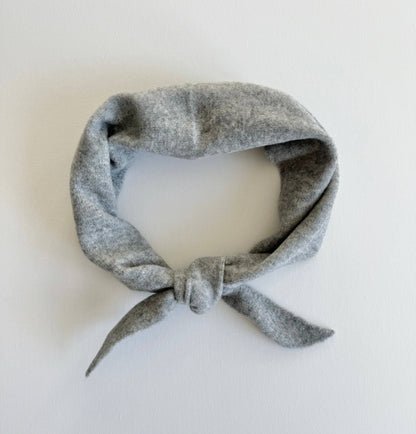 FUZZY WOOL CRAVAT SCARF - neutral