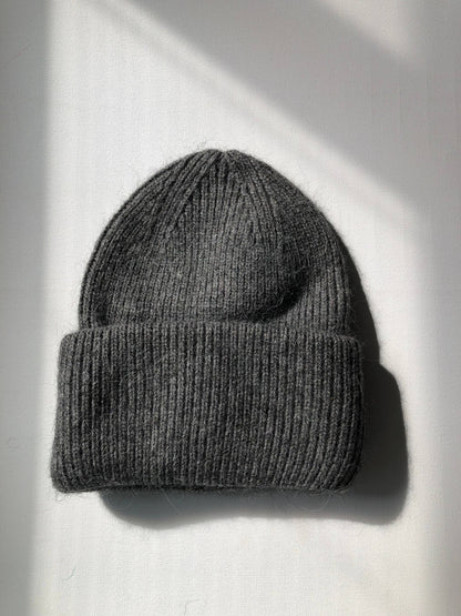 ROYAL ANGORA BEANIE - neutral