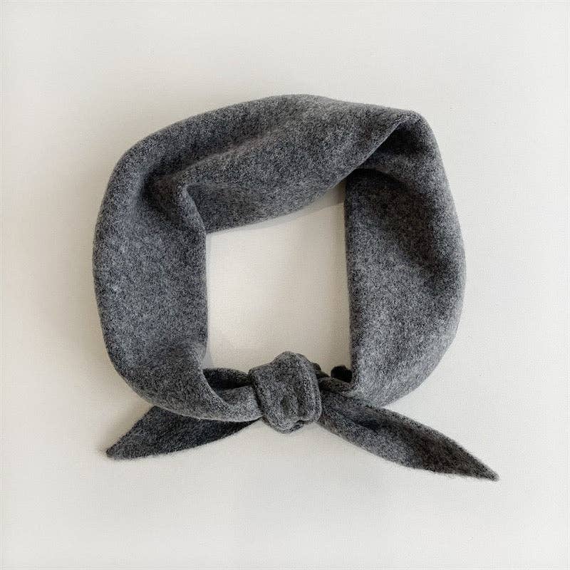 FUZZY WOOL CRAVAT SCARF - neutral