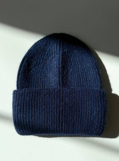ROYAL ANGORA BEANIE - neutral